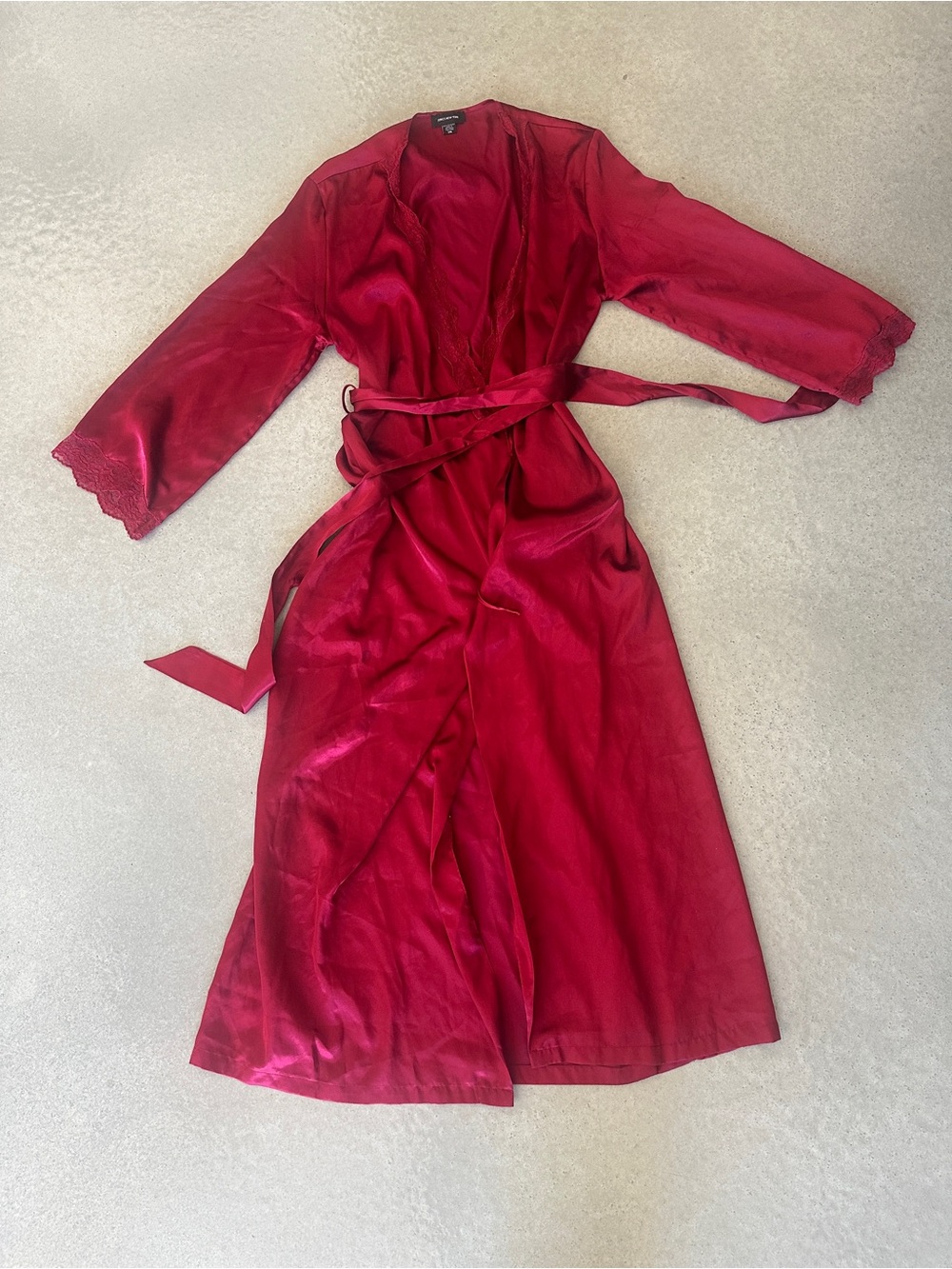 Jones New York Satin Red Wrap Robe with Belt Size Small Medium